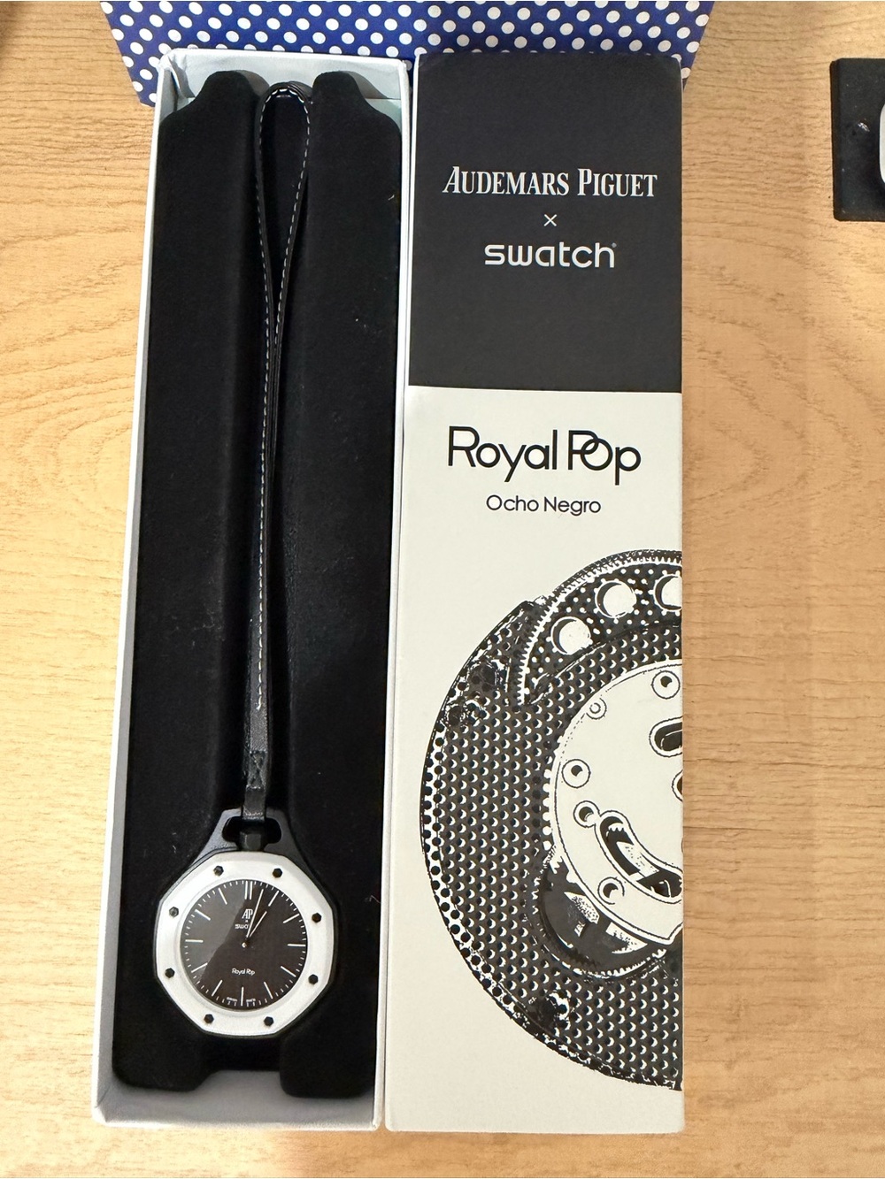 Audemars Piguet Royal Pop Ocho Negro Black Watch
